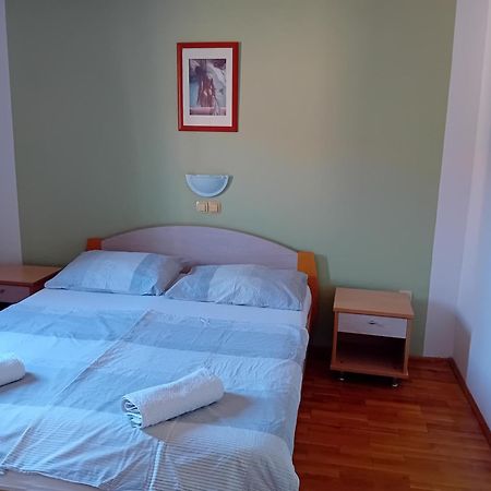 Apartmani Ana I Predrag Lopar Rom bilde